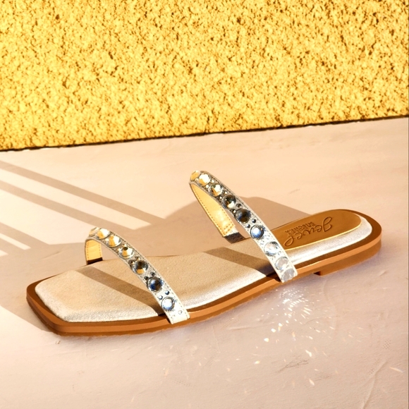 Jewel Badgley Mischka Women's Honesty Sandal with Gemstone-Studded Straps Size 9 - Picture 8 of 11